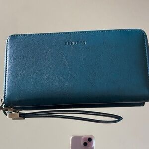 NWOT Sendefn Teal Blue Wallet/ Wristlet